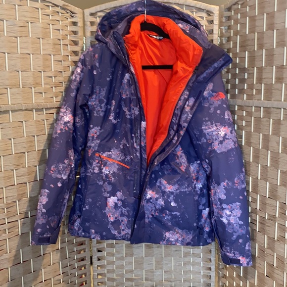 The North Face Women’s Jacket M - Picture 10 of 16